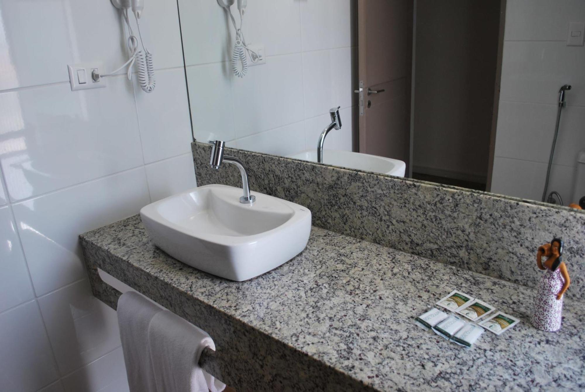 ז'אבואטו דוס גוארראפס Hotel Barramares חדר תמונה